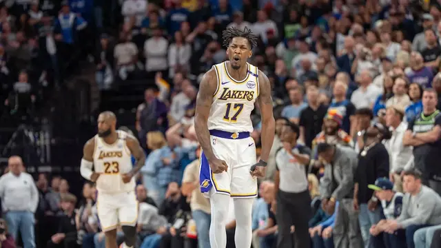 Rockets ký hợp đồng với Finn